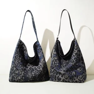 Autumn Winter New Korean Fashion High End Sense Underarm Niche Large Capacity Waterproof Single Button Tote Shoulder Bag