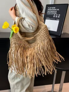 Crochet Tote Bag Fringed Beach Woven Shoulder Bag Boho Large Capacity Bag a Present for Girlfriend