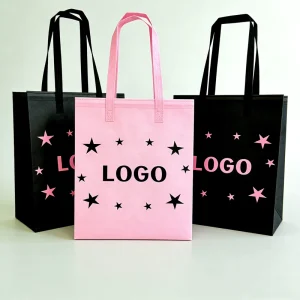 Custom Logo Recyclable Moisture Proof Non Woven Tote Bag for Chocolate Cakes Snacks Picnic Travel Hand Length Handle