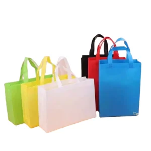 Customized Logo Printed Reusable Eco friendly 100% Polypropylene Non Woven Shoulder Strap Shopping Tote Bags Letter Pattern For