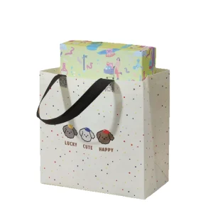 Cute Gift Bag Shopping Bag Coated PP Laminated Non Woven Cartoon Printed Reusable Hand Length Handle BAGTOGO Brand Kids Clothing