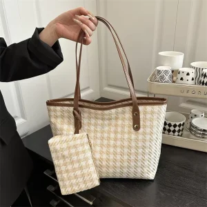 Fashion Tote Bag Women’s Shoulder Large Capacity Spring and Summer New Western Style Casual