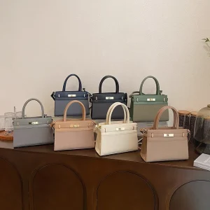 Latest Design PU Leather Striped Casual Women’s Handbag Classic Crossbody Bag Portable Ladies Shoulder Bag