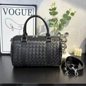 Luxury Genuine Leather Women’s Woven Bag Personalized Handbag Practical Travel Single Shoulder Crossbody Multifunctional