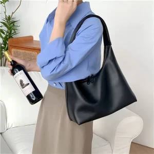 Minimalist Women’s Shoulder Bag Underarm Bag Large Capacity Crossbody Bag