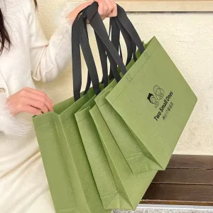Multi Purpose Nonwoven Fabric Bags Custom Logo & Size Shopping Tote for Clothing Footwear and Gift Store Promotions