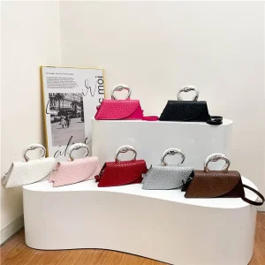 New Fashion Shoulder Crossbody Bag Hard Handle Shoulder Messenger Bag Available in Multiple Colors for Women