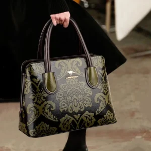 New Style Lady’s Tote Bag With a Zipper Durable PU Material Can Be Carried by Hand or Worn Crossbody 8623