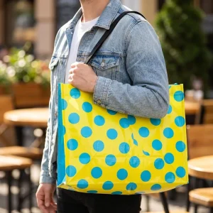 PP Woven Letter Pattern Tote Bags Large Capacity Waterproof Reusable Customized Size and Handle Full Color Printing