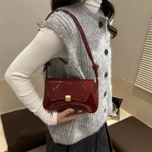 Patent Leather Curved Underarm Bag Women Retro Burgundy Mini Bag Lock Strap Shoulder Crossbody Handbag Urban