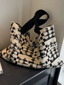Women’s Lazy Style Knitted Tote Bag Large Capacity Shoulder Bag Soft Knit Handbag Casual Daily Use Bag
