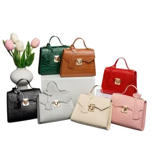 Crocodile Pattern Bag Ladies’ Handbag Minimalist Tote Korean Style Vintage Chic Small Square PU Lining Leisure Travel Hasps