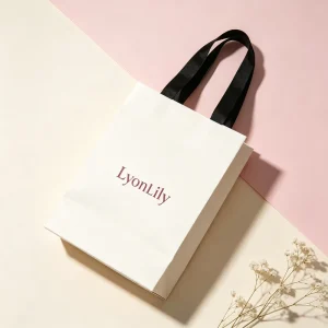 Custom Fashion Kraft Paper Shopping Bags Small Luxury Retail Design with Logo Made of Cardboard for Gift Packaging