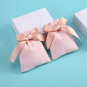Custom Logo Jewelry Box Eco Friendly Gift Packaging Small Bags Drawstring Velvet Bag Jewelry Storage Bag Mini Travel Jewelry Box