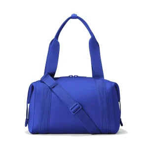 Custom Unisex Waterproof Duffel Bag Zipper Closure Lightweight Portable for Outdoor Travel Overnight Use Large Capacity