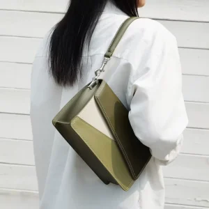 Custom logo Fashion Genuine Leather Messenger Customized Handbags for Women Luxury Women Crossbody Bag Ladies Underarm Handbag