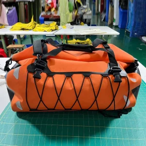 Customizable 60L Large Waterproof Duffel Bag Travel Luggage with Zipper Closure