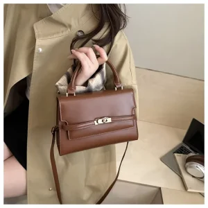 Europe and the United States New Fashion Versatile Simple Shoulder Messenger Boston Bag