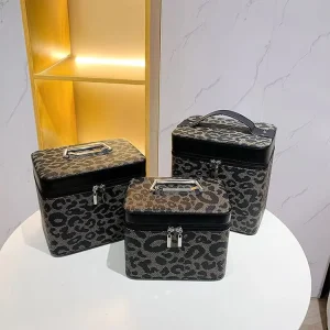 Factory Direct Travel Cosmetic Bagscosmetic Bag with Zipper Large Capacity Favorable Price Designer Cosmetic Bag