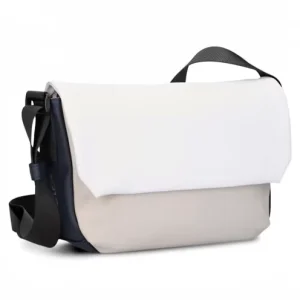 Fashion Durable Polyester Messenger Bag with Zipper Closure for All Seasons