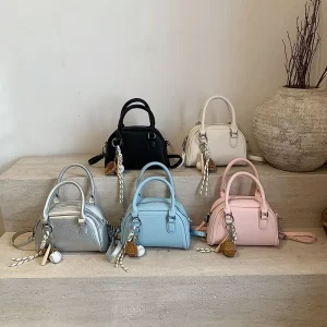 Fashion Women Handbags Shoulder Bags High Quality Crossbody Bags for Women Casual Messenger Bag With Strap Pendant