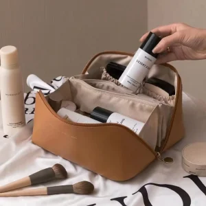 Fashionable Simple Cosmetic Bag with Large Capacity Multi functional Storage Water Resistant Durable Zipper Closure Portable
