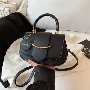 High end Design Women’s Autumn Winter Popular Crossbody Single Shoulder Saddle Bag Chains Magnetic Clasp Bag