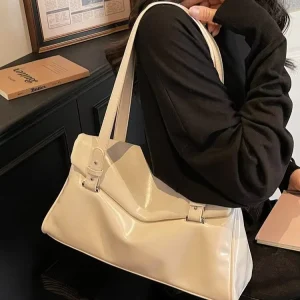 High-end Niche Design Korean Style Retro College Style Women’s Tote Bag Cover Splicing Detail Single Shoulder Commuting Underarm