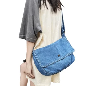 Japanese Style Casual Fur Small Shoulder Bag Unisex New Style Campus Trendy Crossbody Messenger Bag