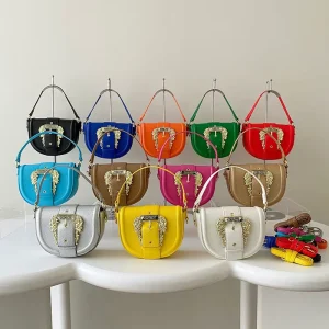 Lady’s Fashion Autumn Single Handle PU Leather Shoulder Tote Bag Portable Polyester Lining Decorated Chains Cover