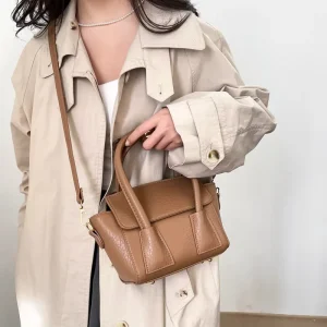 Luxury High Quality Cowhide Big Eye Handbags for Women Genuine Leather Shoulder Simple Mini Crossbody Bag