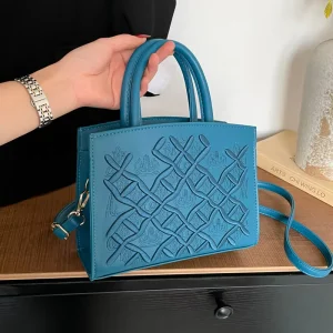 Luxury PU Leather Women’s Tote Handbag Zipper Polyester Lightweight Fashionable Elegant Popular Classic Exquisite Stitch