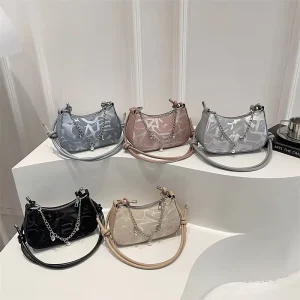 New Design Spring Fashion Portable Crossbody Crescent Bag Handbag Casual Niche Design Bag Chain Single Shoulder Bag for Women