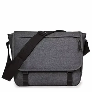 Polyester Fashion Messenger Bag with Custom Logo 20L Capacity and Zipper Closure