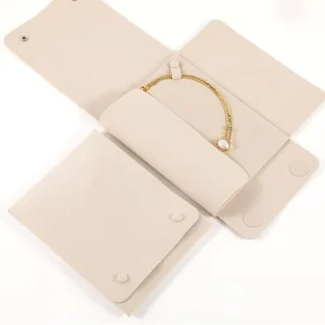 Portable Travel Jewelry Bag High Grade Exquisite Button Closure Custom Logo Storage Bag for Women’s Earrings Necklaces Rings