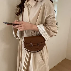 Retro Buckle Saddle Bag Small PU Leather Shoulder Bag Trendy Mini Handbag for Work Dating