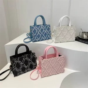 Retro Women’s Handbag New Casual Crossbody Bag Fashionable and Minimalist Small Square Bag for Women