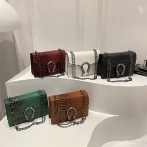 Single-shoulder Crossbody Bag New Style Chain Medium Square PU Women’s Fashionable Street Trends Daily Matching Polyester Lining