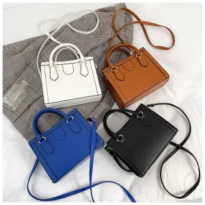 Small Square Chain Women’s Single Strap Messenger Handbag PU Fashion Custom Zipper Closure All Seasons