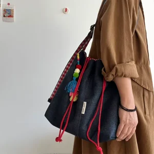 Spring New Arrival Large-Capacity Drawstring Tassel Fur Tote Bag Shoulder Bag Commute Casual Travel Crossbody Bag