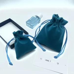 Storage Soft Pouch Packaging Drawstring Velvet Bags for Jewelry Ring Gift