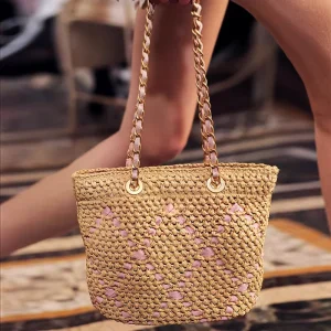 Trending Natural Raffia Handwoven Shoulder Bag Fashion Thread Design Daily Handbag with Chain Strap Stylish Eco Friendly