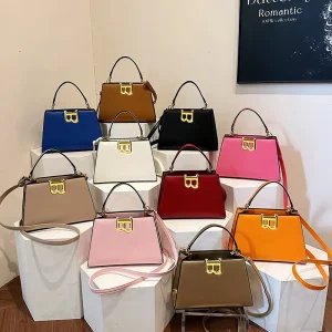 Unique Style Women’s Messenger Square Bag PU Ladies Shoulder Bag Handbags