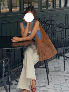 Vintage Suede Shoulder Bag Large Capacity with Tassels and Fringe Women’s Western Style Handbag for Work Travel