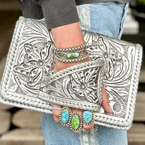 Western Retro Style PU Silver Embossed Large Capacity Banquet Clutch with Polyester Lining