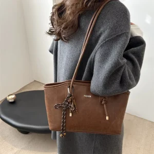 Women’s Crossbody Bag Luxury PU Leather Shiny Surface Fashion Style for Autumn and Spring