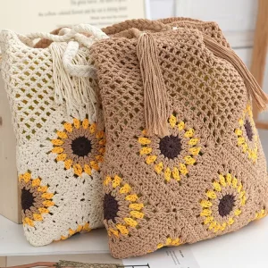 Women’s Large Capacity Tote Bag New Flower Straw Woven Style Open Closure for Fashionable Holiday Beach