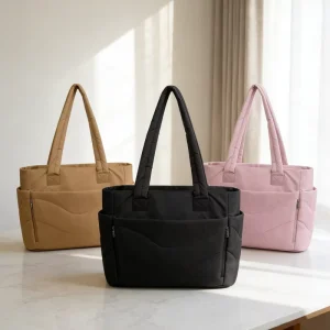Women’s Lightweight Water Resistant Polyester Tote Bag With Zipper Closure Chains 20L Capacity For Travel Work Gym
