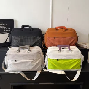 Womens Mens Large Capacity Expandable Carry-On Travel Duffel Bag Polyester Wear-Resistant Dry-Wet Separation for Sports