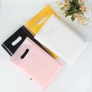 YC Factory Manufacture Eco friendly Die Cut Printed Logo Plastic Bag Pe Carry for Shopping Packaging for Business